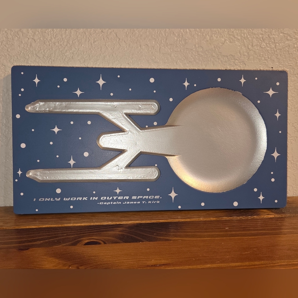 Star Trek USS Enterprise "I Only Work in Space" Captain James T. Kirk Desk Tray